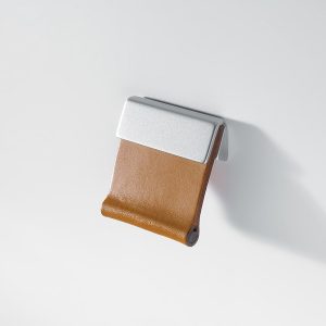 MB00975 leather handle